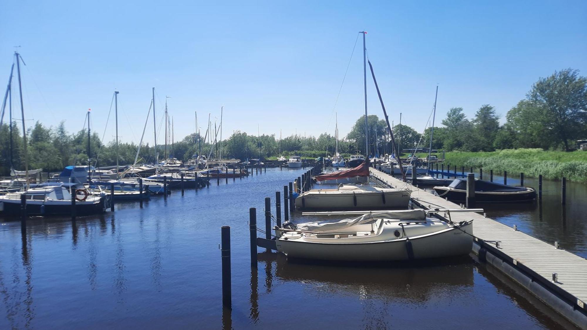 Chalet Trigano 1-6 Pers- 3 Slaapk- 2 Badk- Berging- Inchecken Al Vanaf 13 Uur Lauwersoog Exterior photo